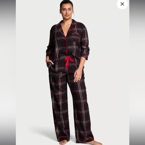 VICTORIA'S SECRET Flannel Long Pajama Set NWT